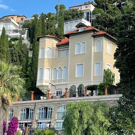 Hostdomus - Elite With Private Parking Apartment Alassio